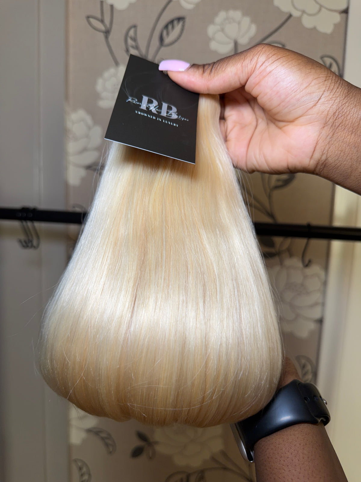 Pre-coloured bundles