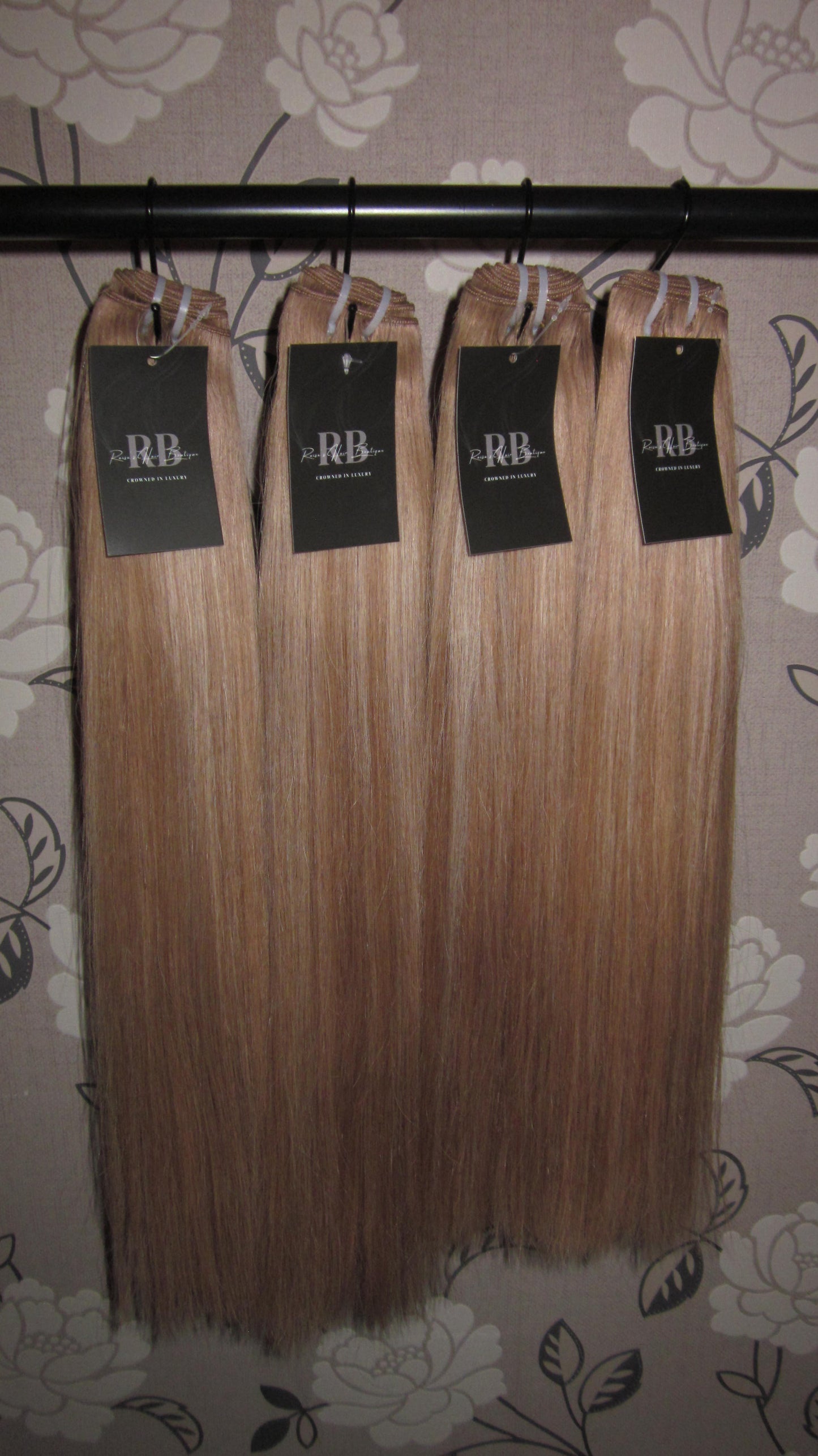 Pre-coloured bundles