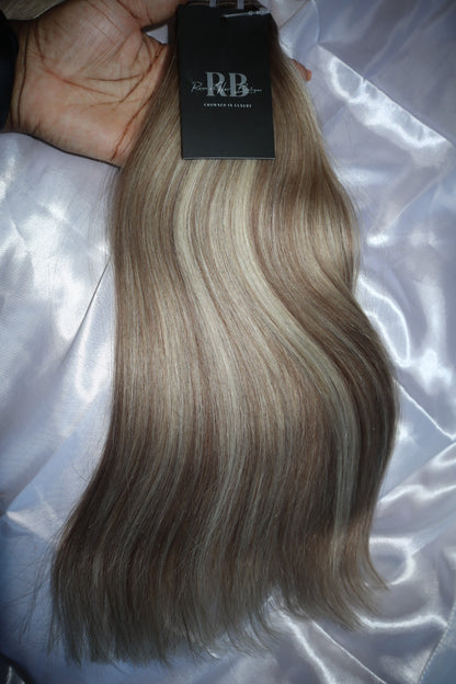Pre-coloured bundles