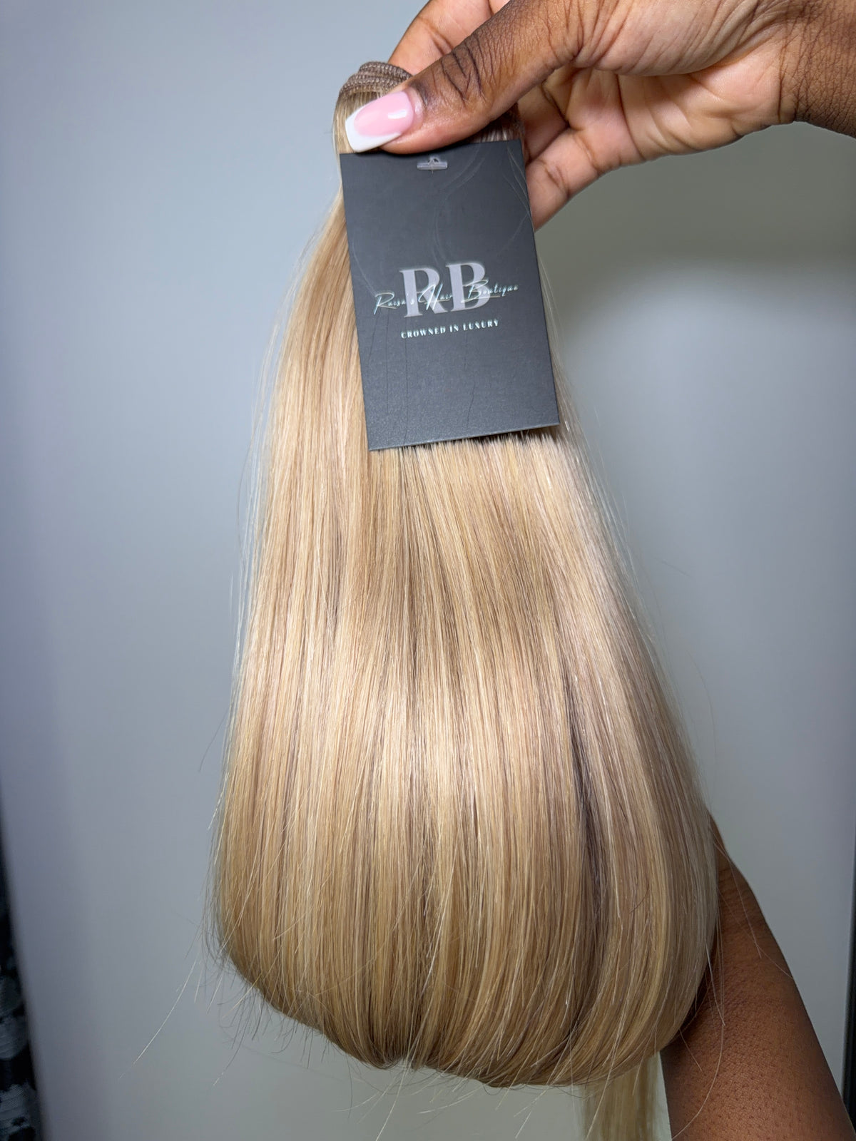 Pre-coloured bundles