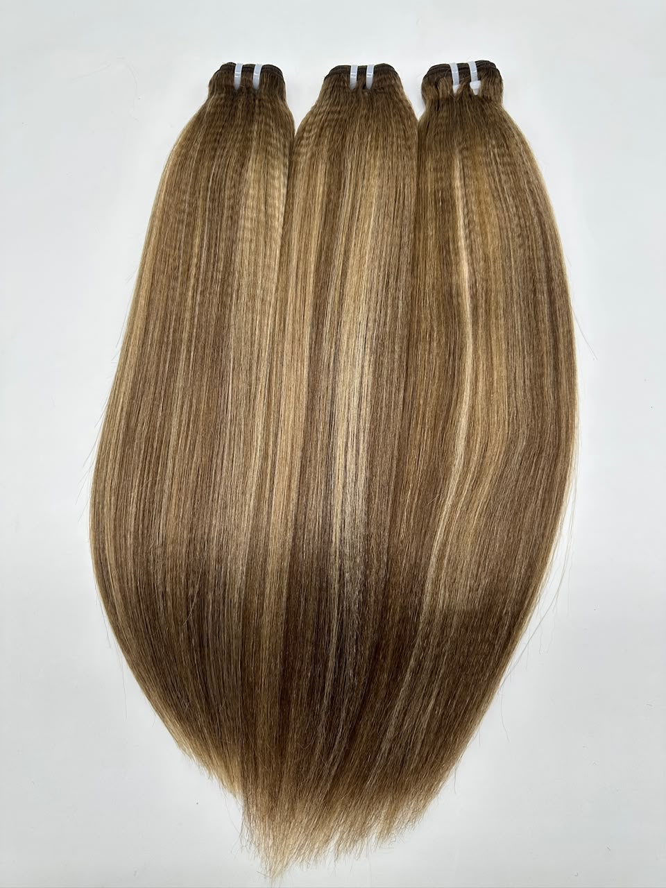 Pre-coloured bundles