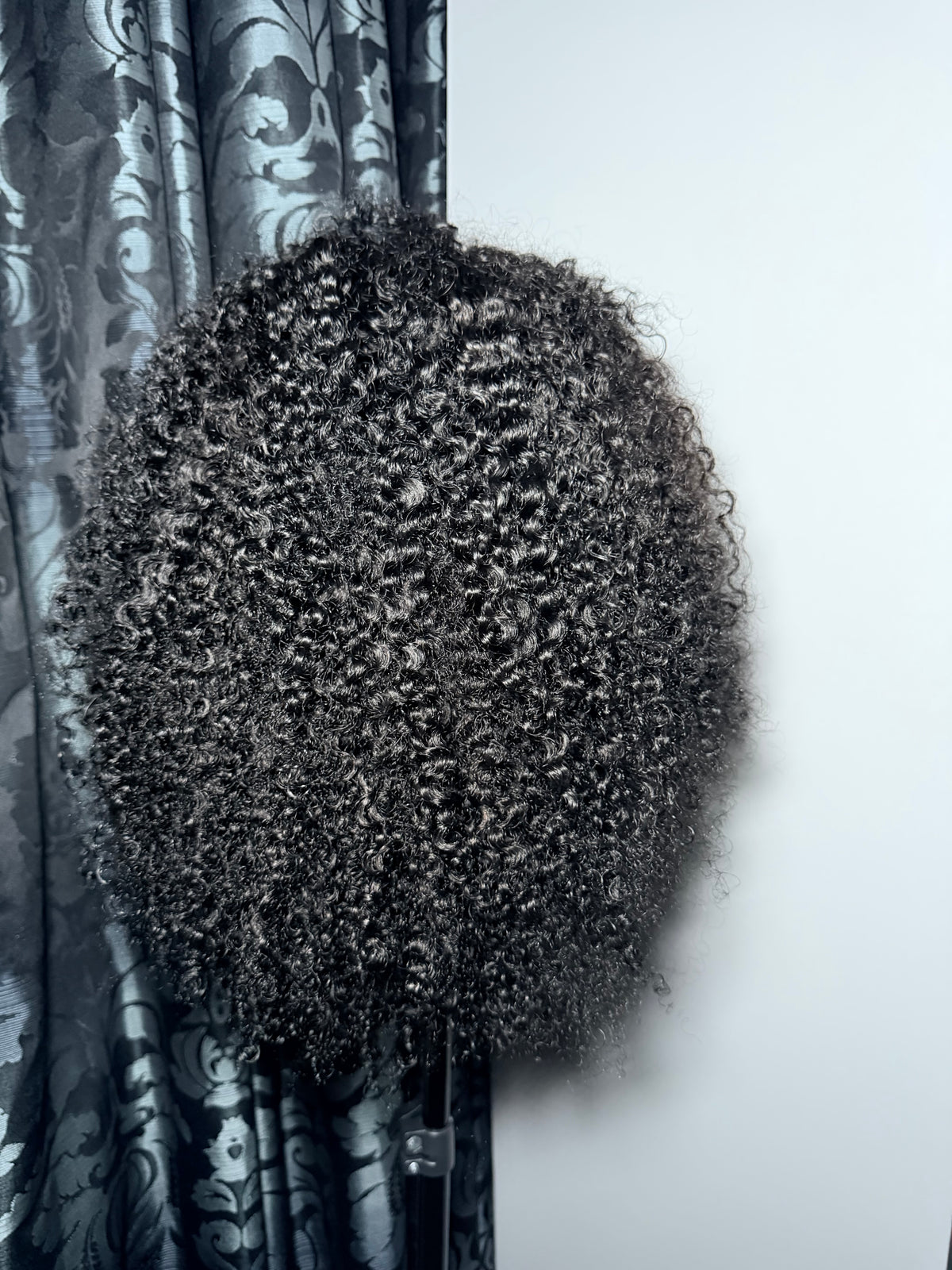 Curly Halfwigs & v-part/u-part wigs – 300 grams