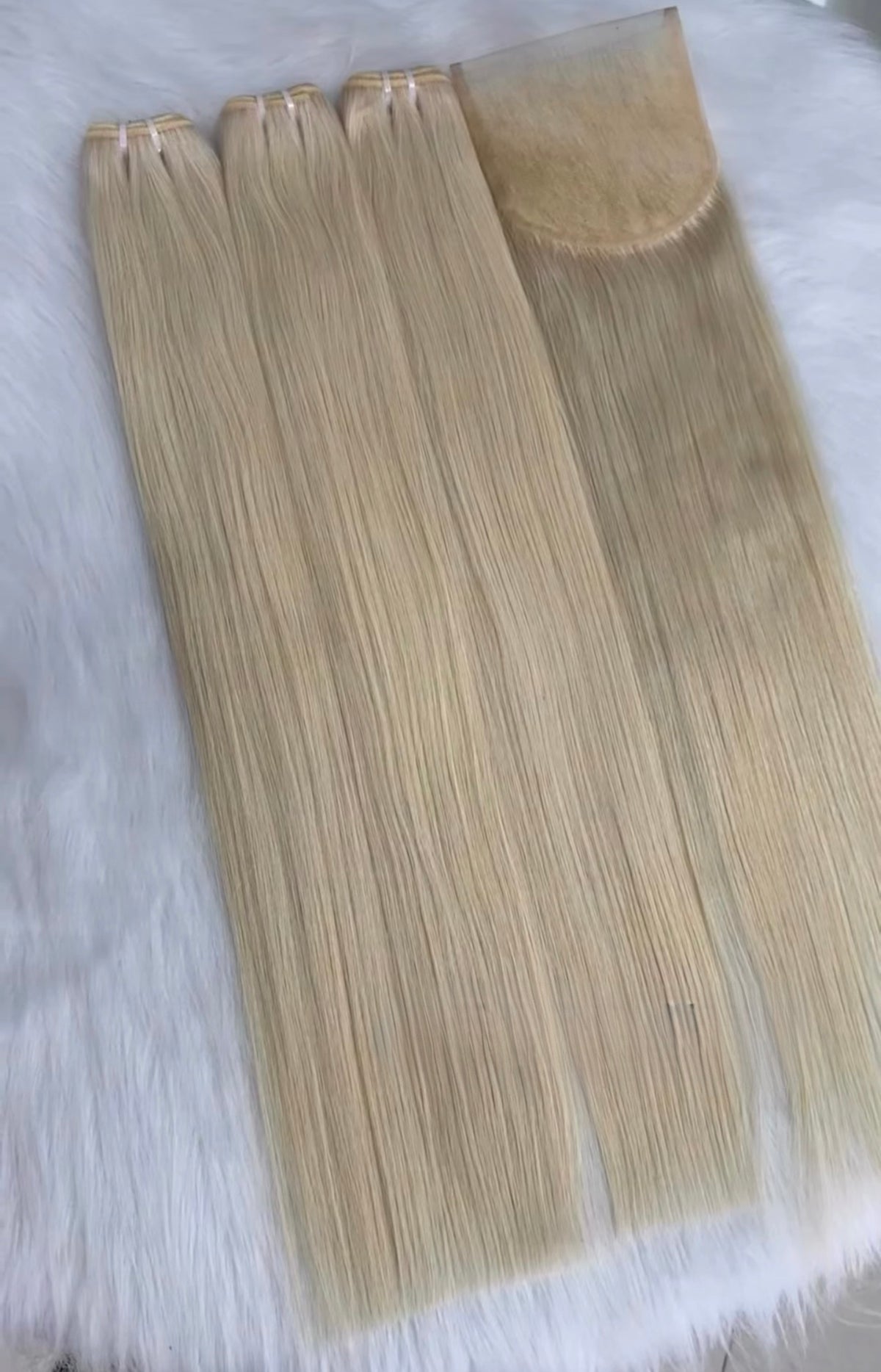 Pre-coloured bundles