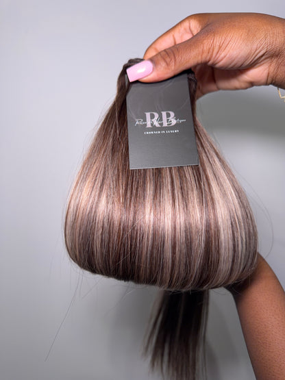 Pre-coloured bundles