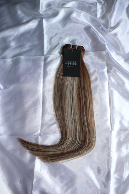 Pre-coloured bundles