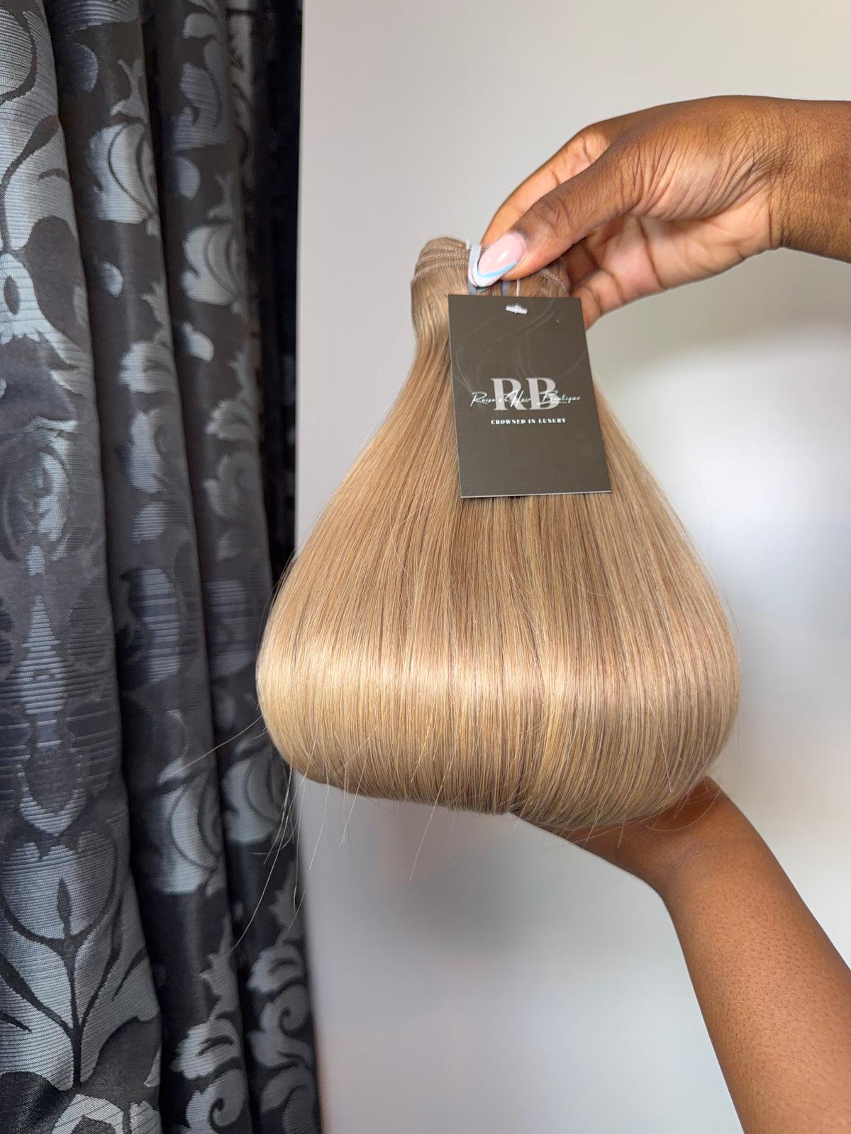 Pre-coloured bundles